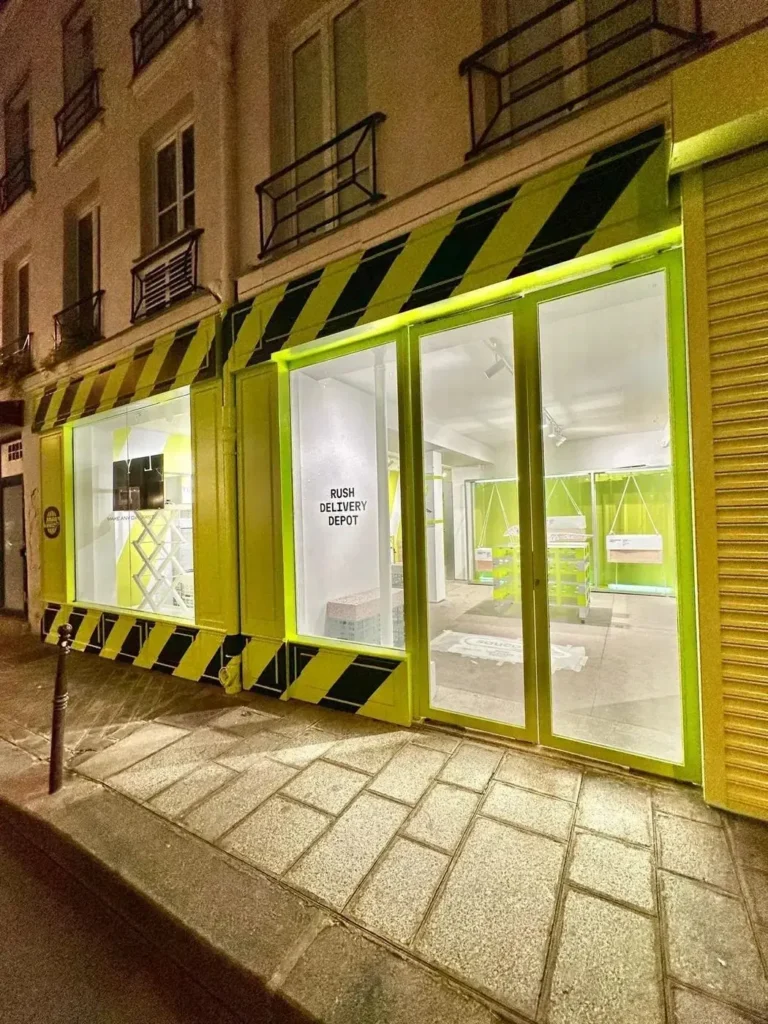Boutique éphémère : façade complète – réalisation AU PRINT DIGITAL, Paris