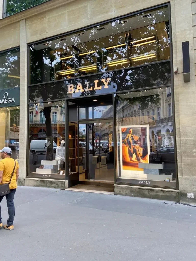 Boutique et vitrine, Paris – réalisation AU PRINT DIGITAL, Paris