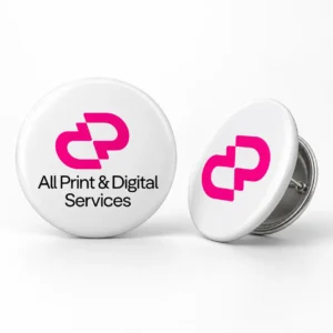 Badges personnalisés avec le logo All Print & Digital Services