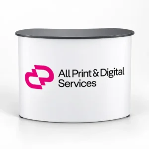 Comptoirs d’exposition avec le logo All Print & Digital Services